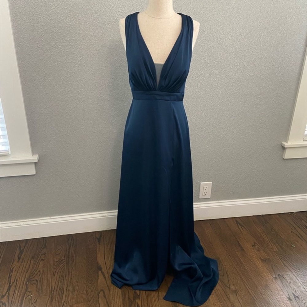 Azazie Bridesmaids Dress in Dark Navy Size A6 EUC